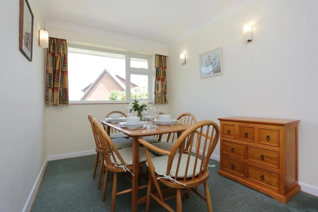 Bournecoast - Bungalow By Hengistbury Head And Sandy Beaches - Hb5830 Bournemouth Apartment